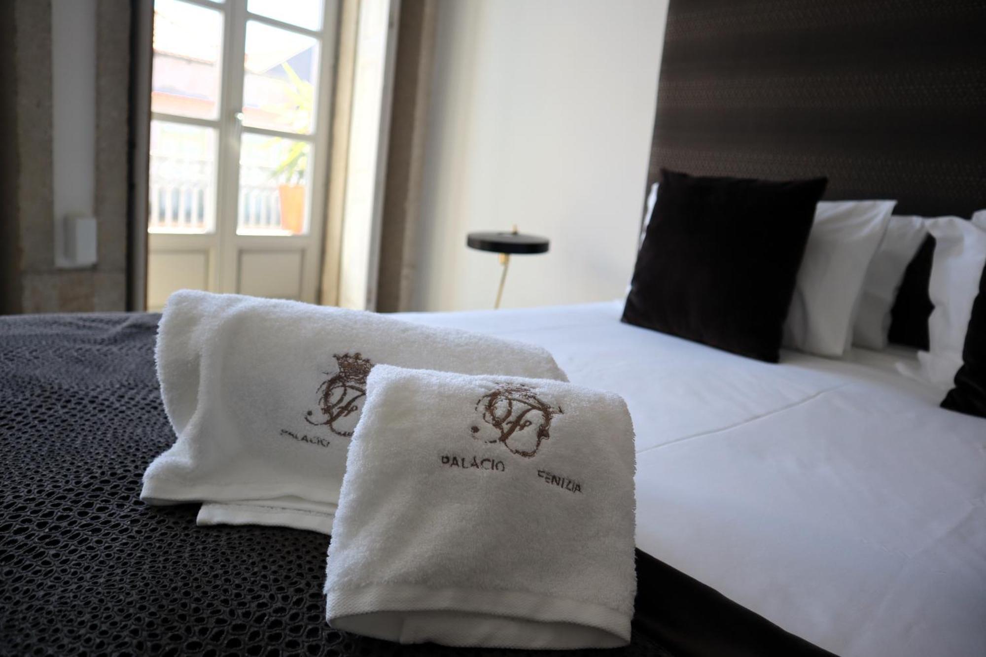 Palacio Fenizia Lux Apartments Πόρτο Δωμάτιο φωτογραφία